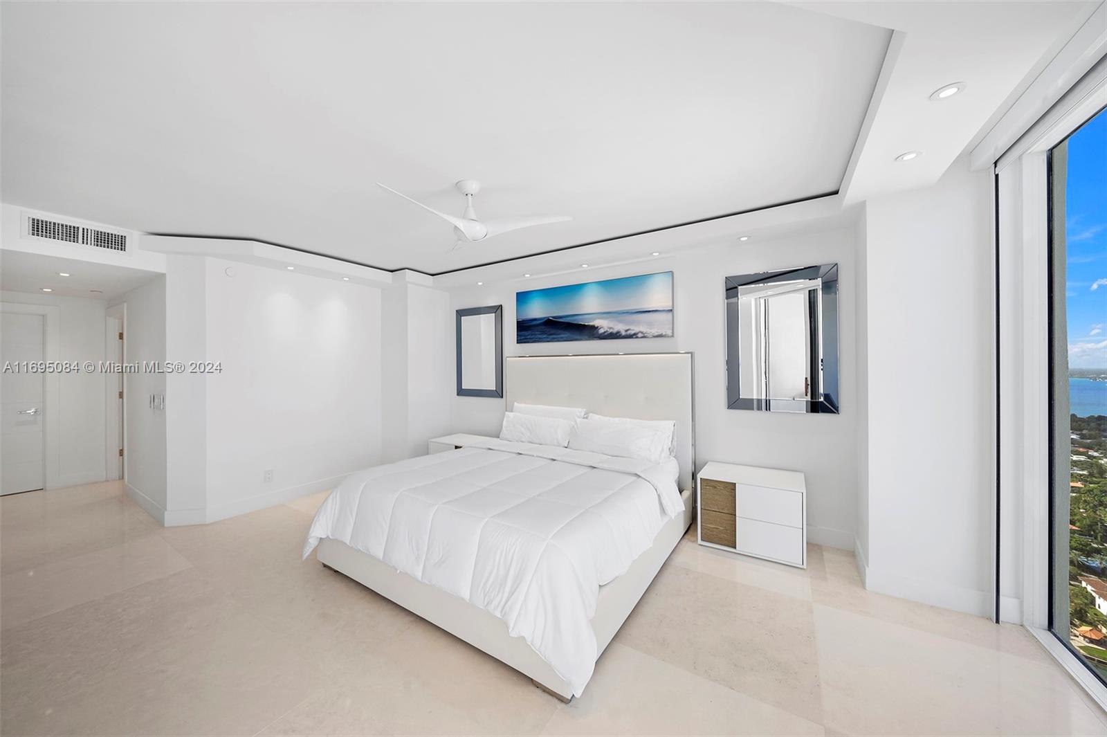 4779 Collins Ave #3908, Miami Beach FL 33140