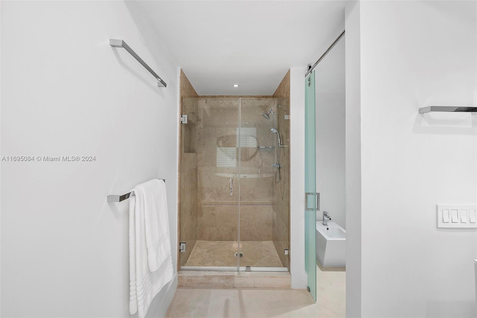 4779 Collins Ave #3908, Miami Beach FL 33140