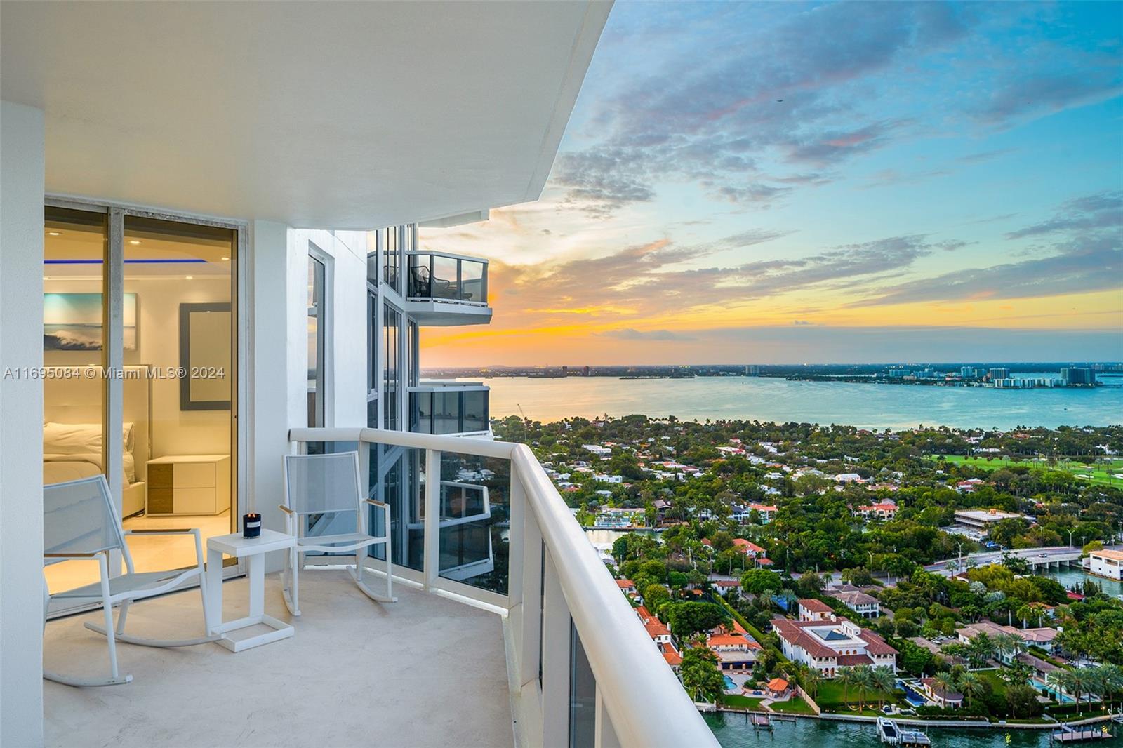 4779 Collins Ave #3908, Miami Beach FL 33140