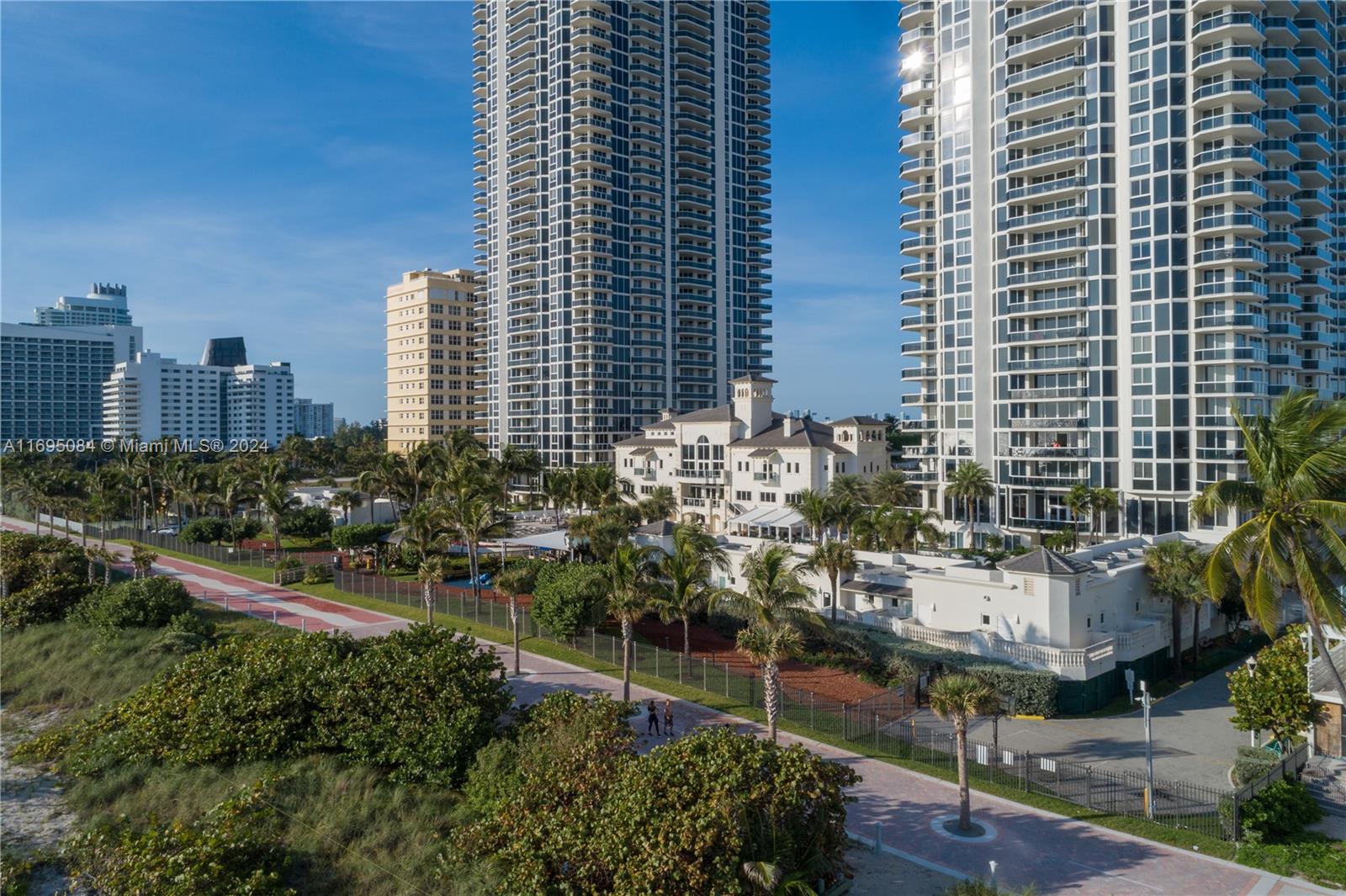 4779 Collins Ave #3908, Miami Beach FL 33140