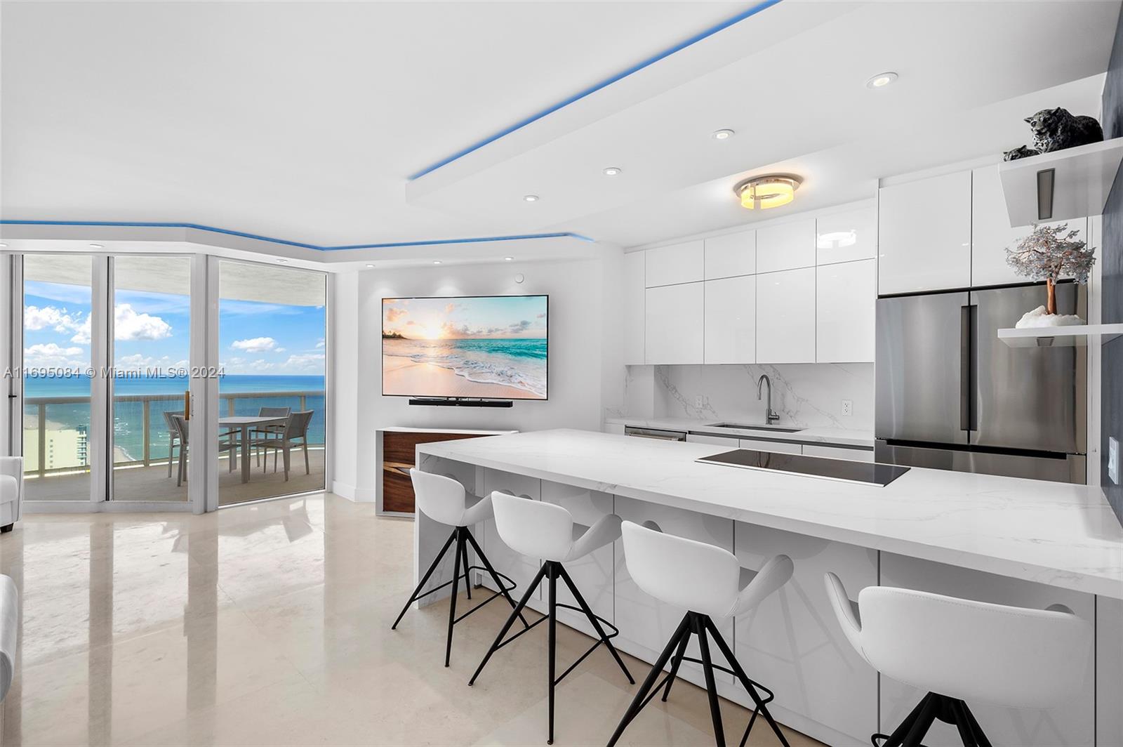 4779 Collins Ave #3908, Miami Beach FL 33140
