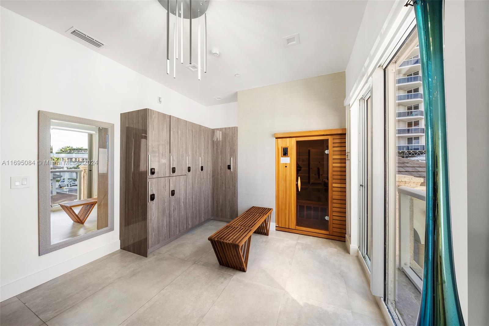 4779 Collins Ave #3908, Miami Beach FL 33140