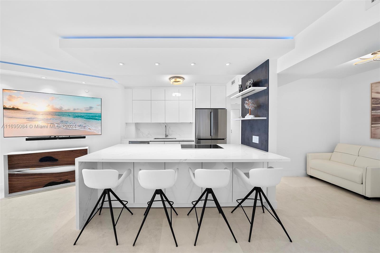 4779 Collins Ave #3908, Miami Beach FL 33140