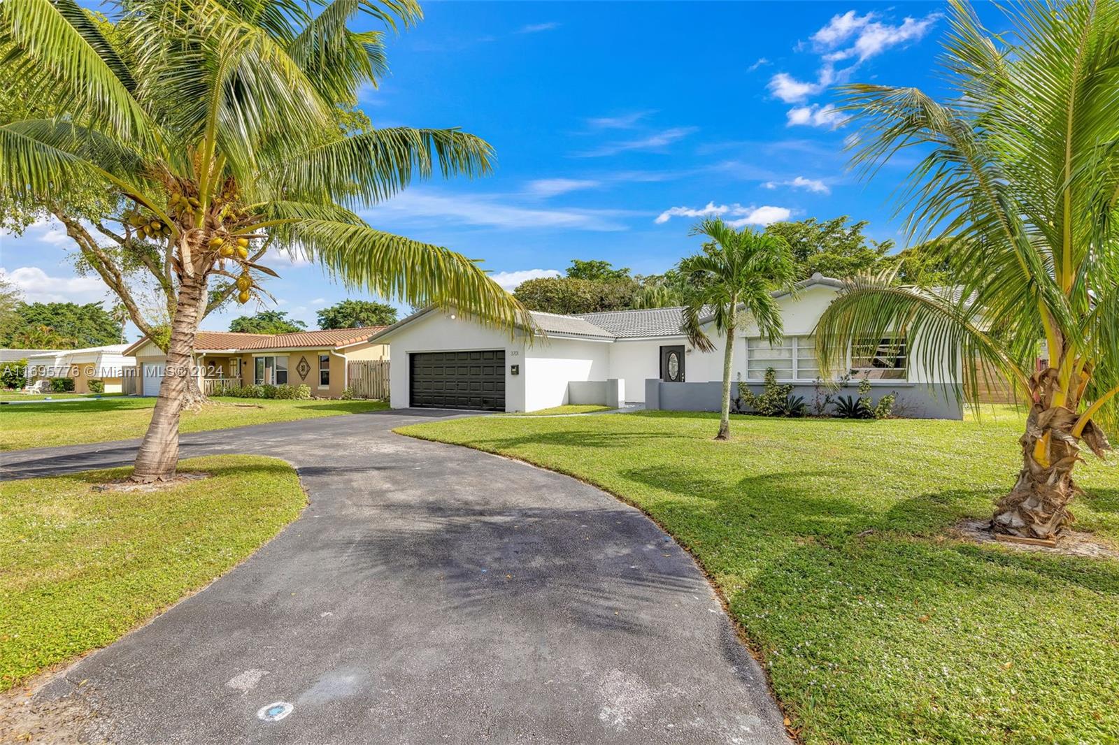 3701 NW 108th Dr, Coral Springs, Florida image 2