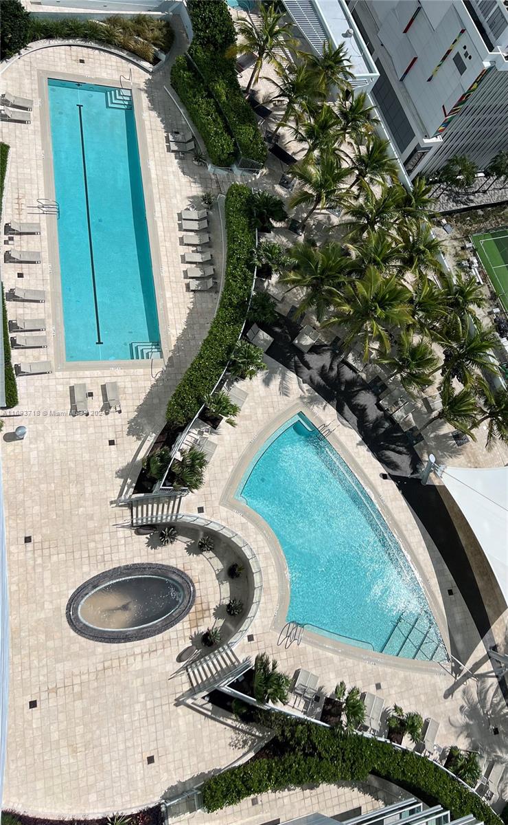 900 Biscayne Blvd #3004, Miami FL 33132