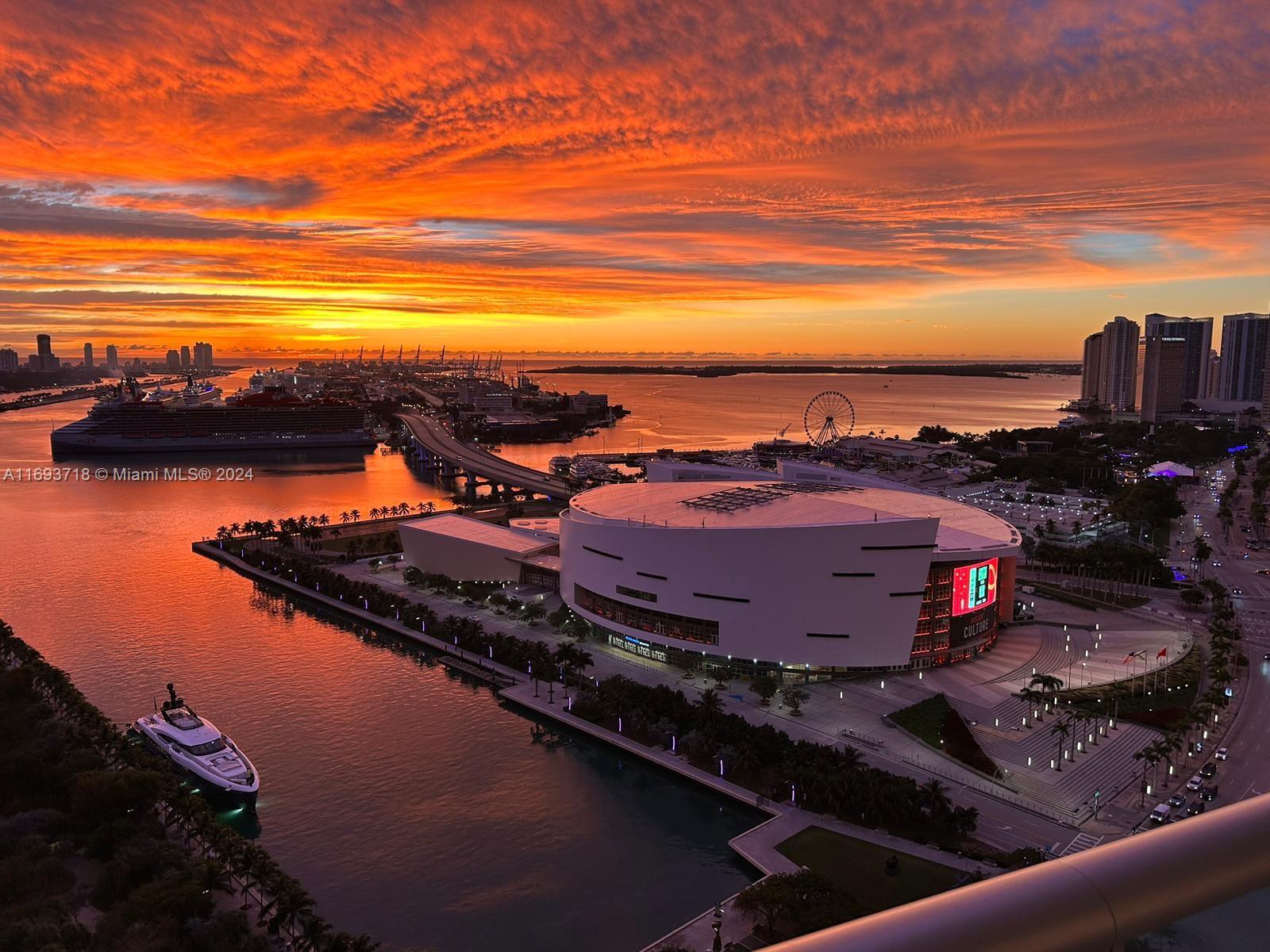 900 Biscayne Blvd #3004, Miami FL 33132