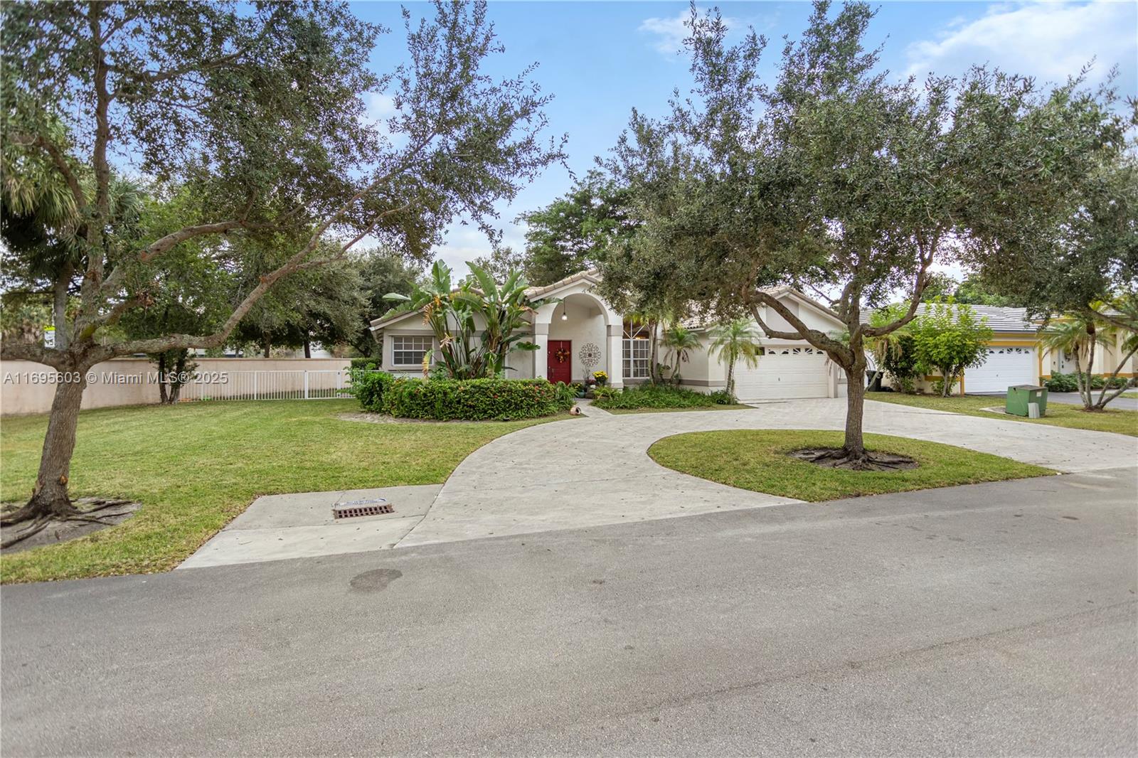 4152 NW 54th St, Coconut Creek, Florida image 3