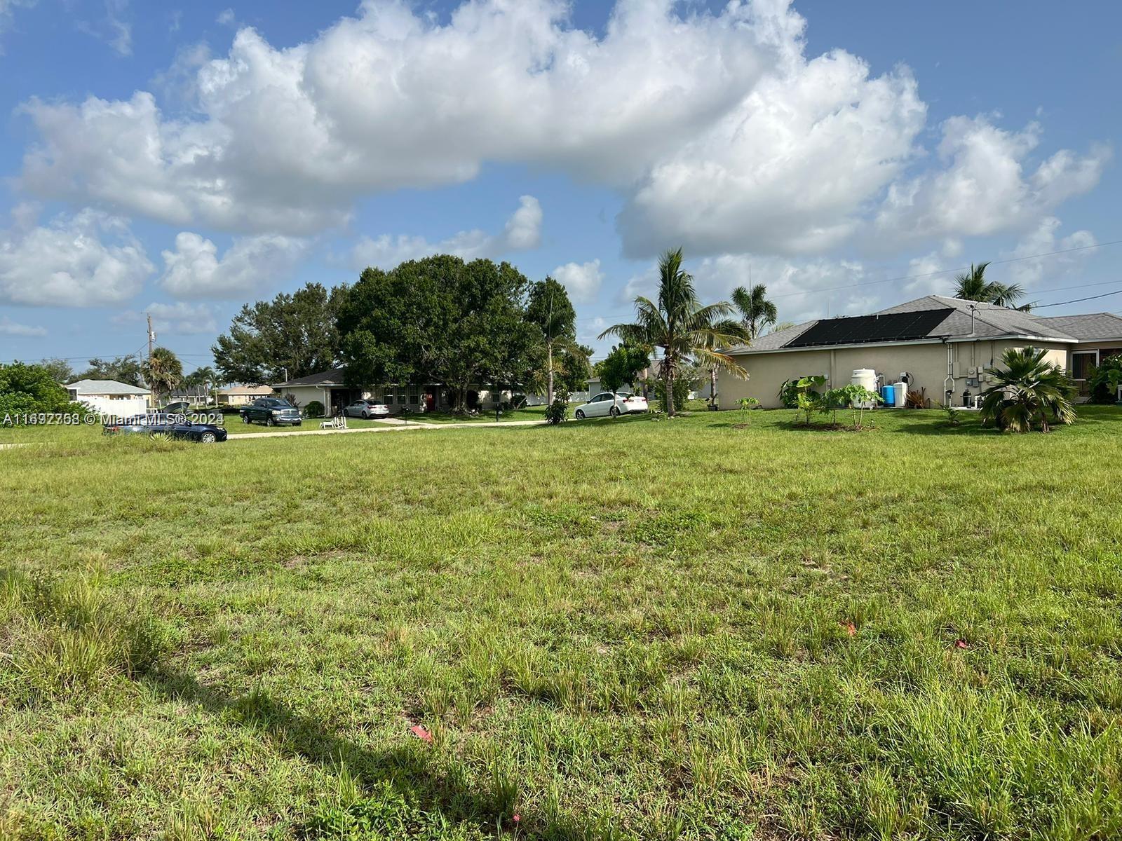 2109 NE 14 Pl, Cape Coral, Florida image 4