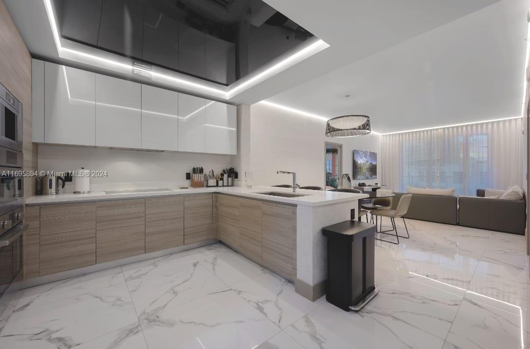 Condo for Sale in Sunny Isles Beach, FL