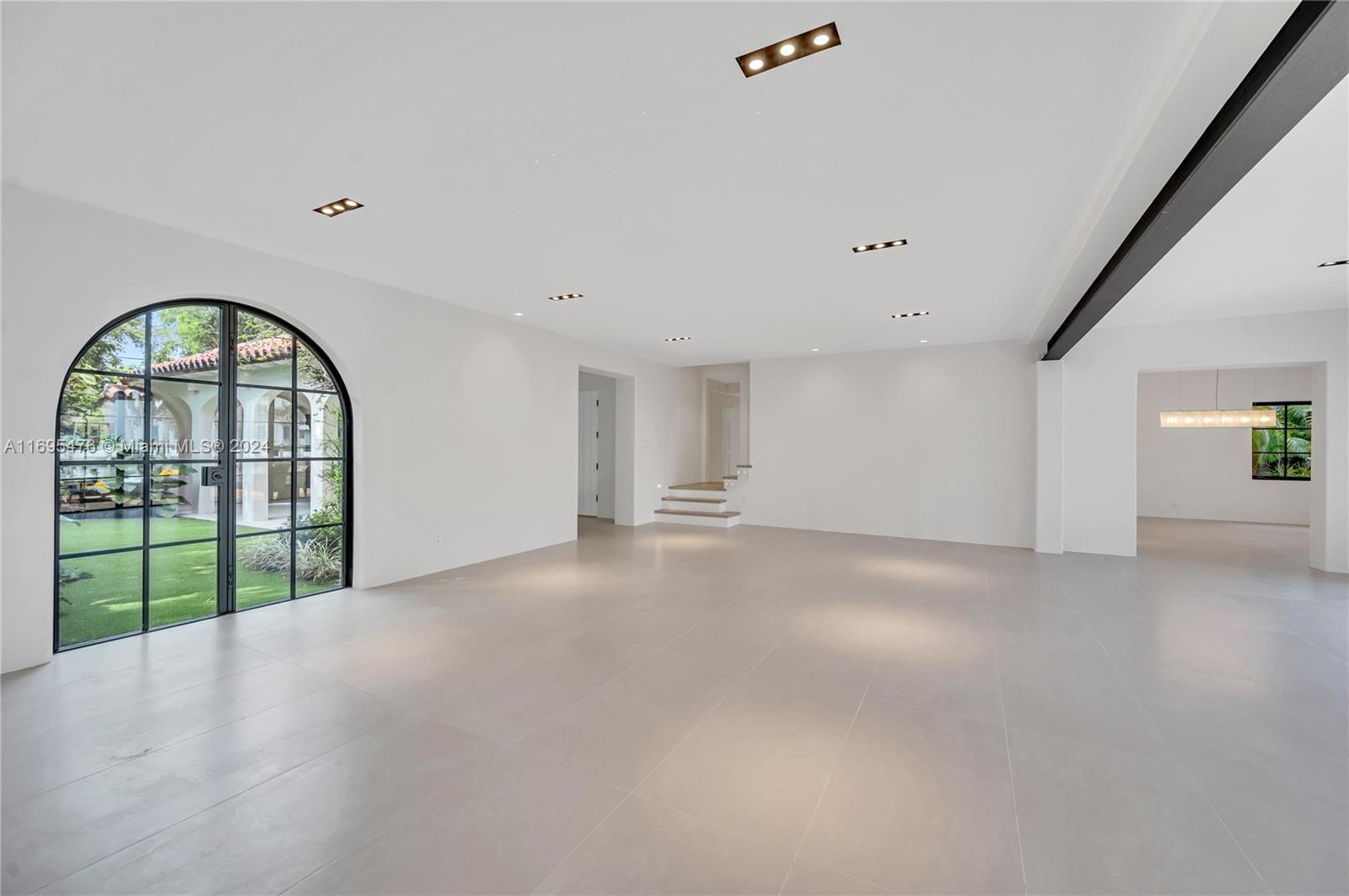 Listing Photo 15