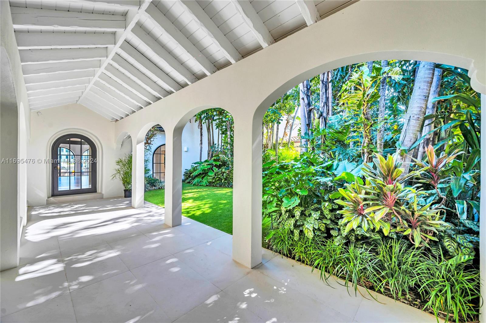 6065 Pine Tree Dr, Miami Beach, Florida image 9