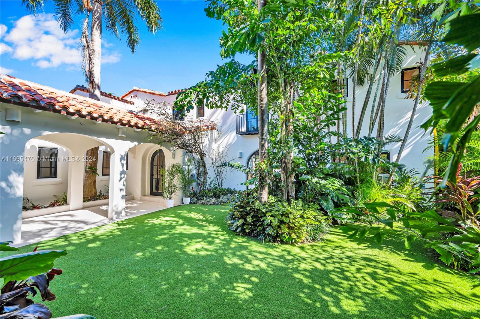 6065 Pine Tree Dr, Miami Beach, Florida image 9