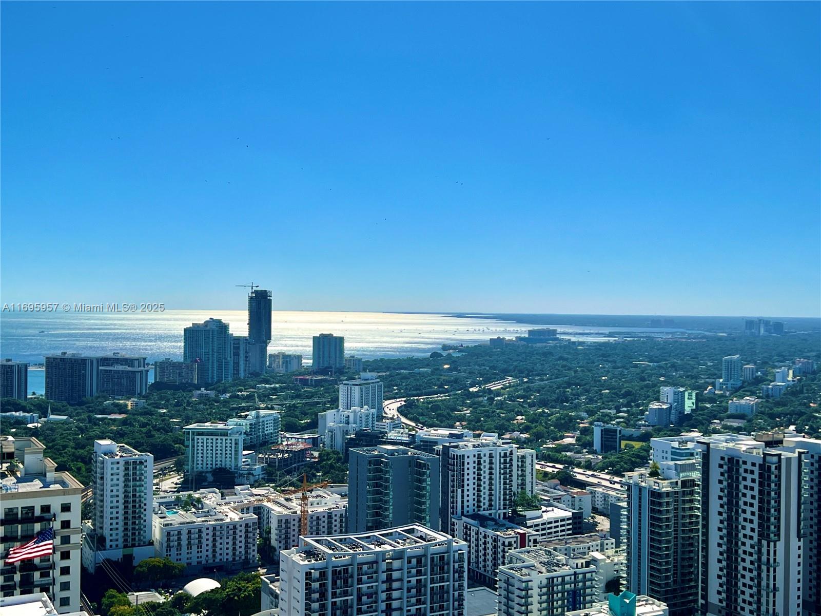 88 SW 7th St #4203, Miami FL 33130