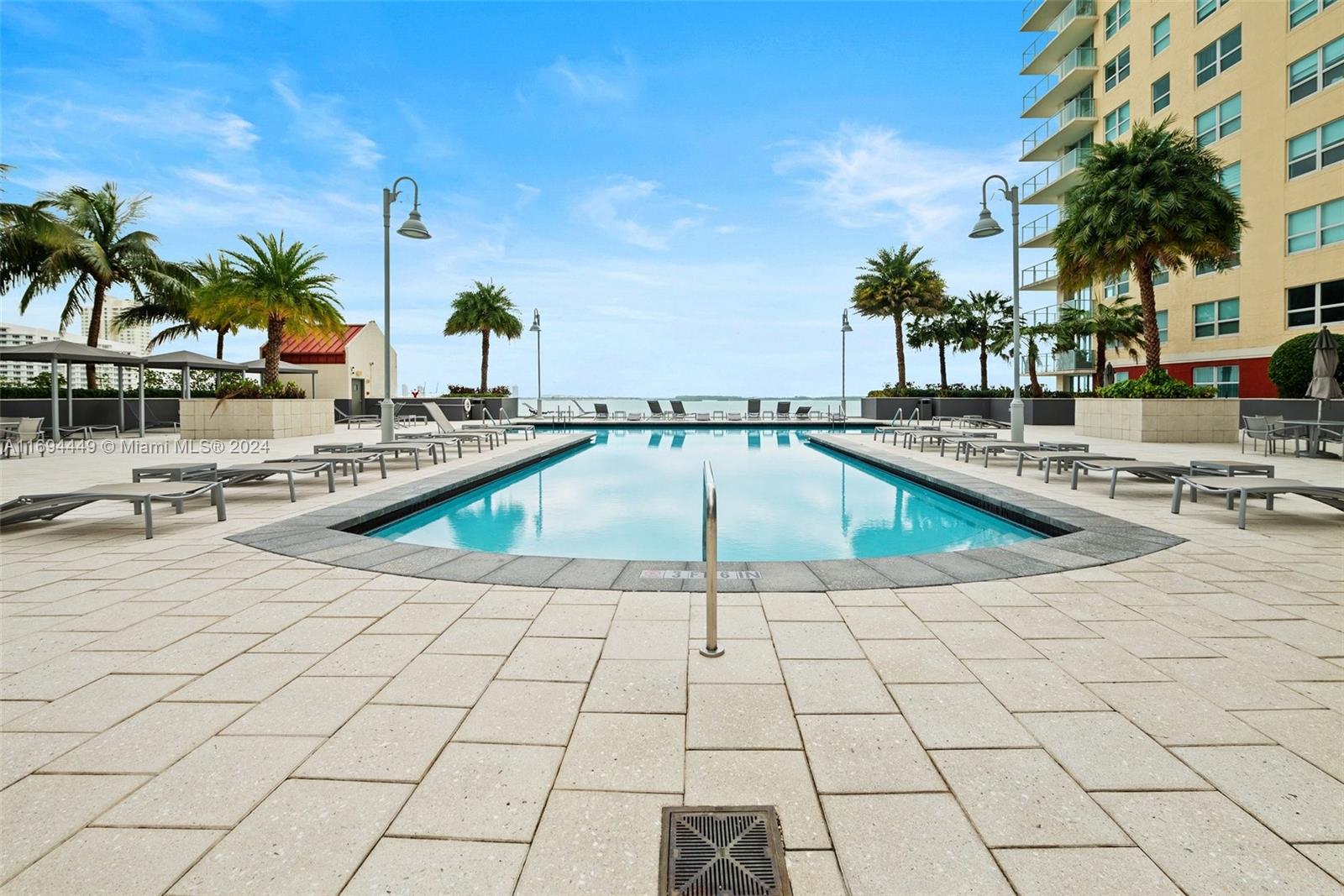 1155 Brickell Bay Dr #903, Miami, Florida image 24