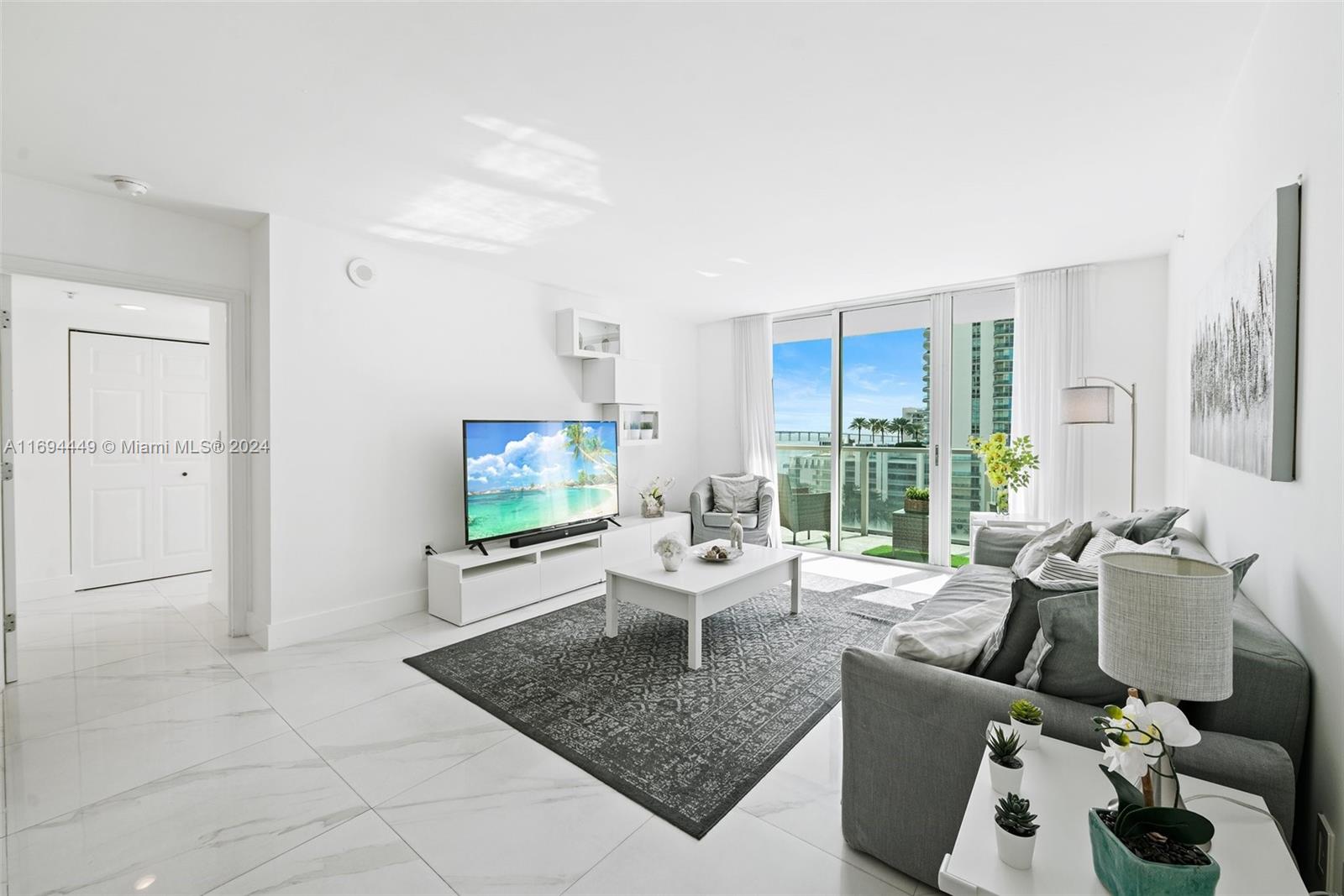 1155 Brickell Bay Dr #903, Miami, Florida image 5