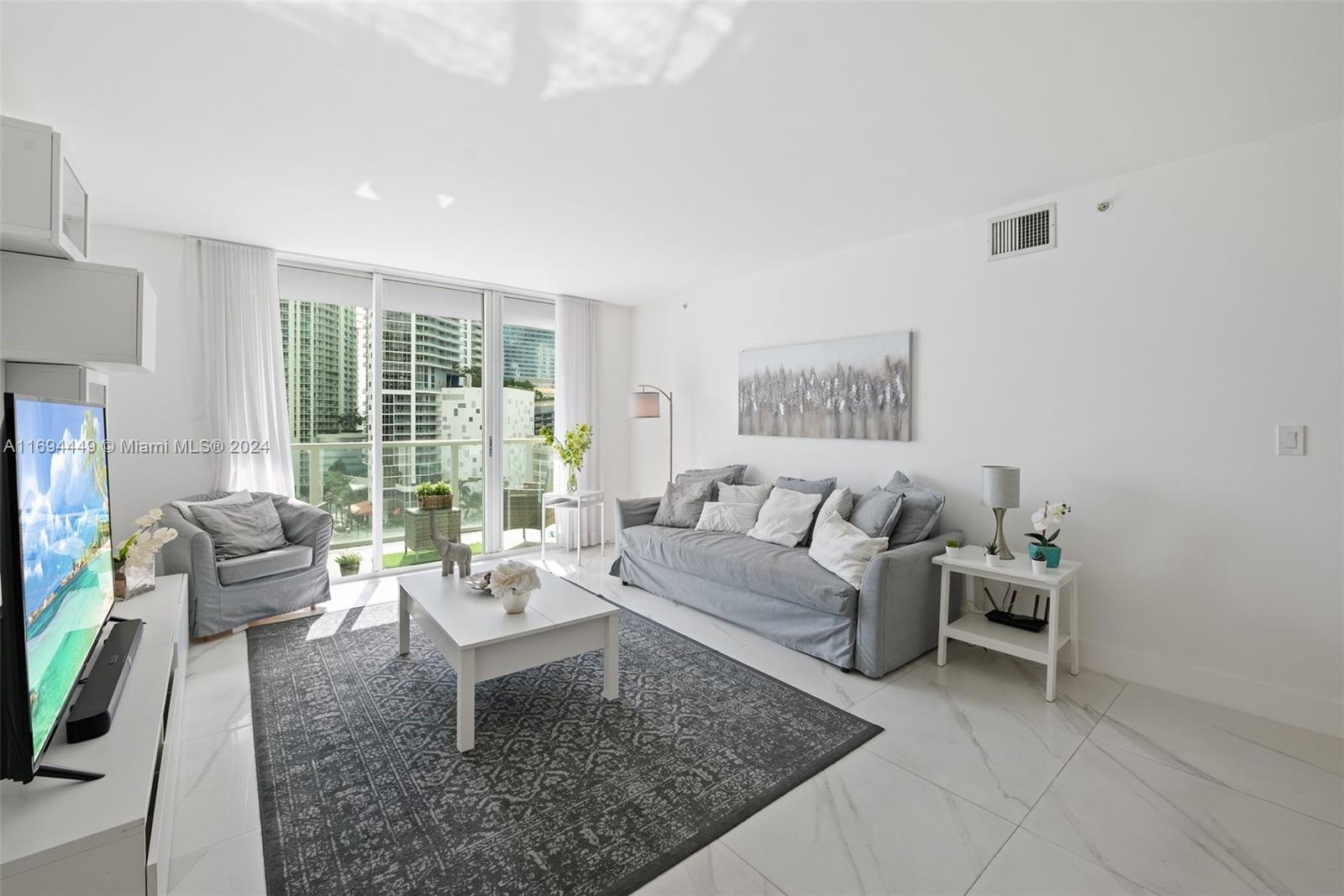 1155 Brickell Bay Dr #903, Miami, Florida image 6