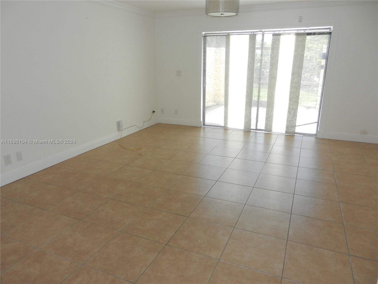 9948 NW 10th St #6, Pembroke Pines, Florida image 5