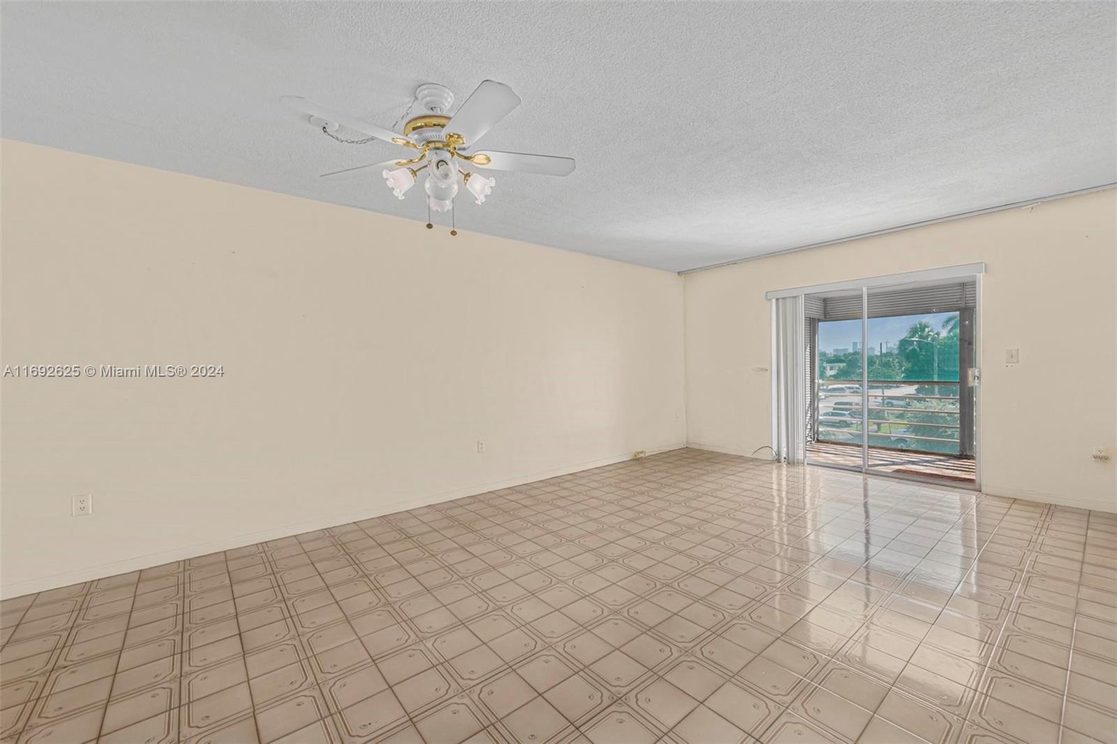 17000 NE 14th Ave #301, North Miami Beach, Florida image 3