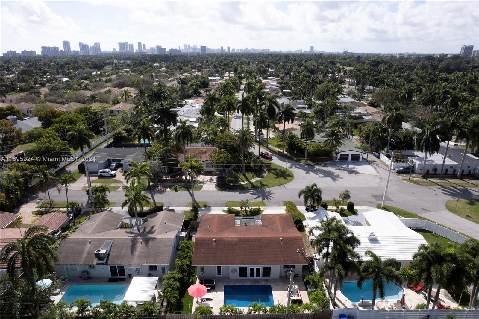 Residential, Hollywood, Florida image 12