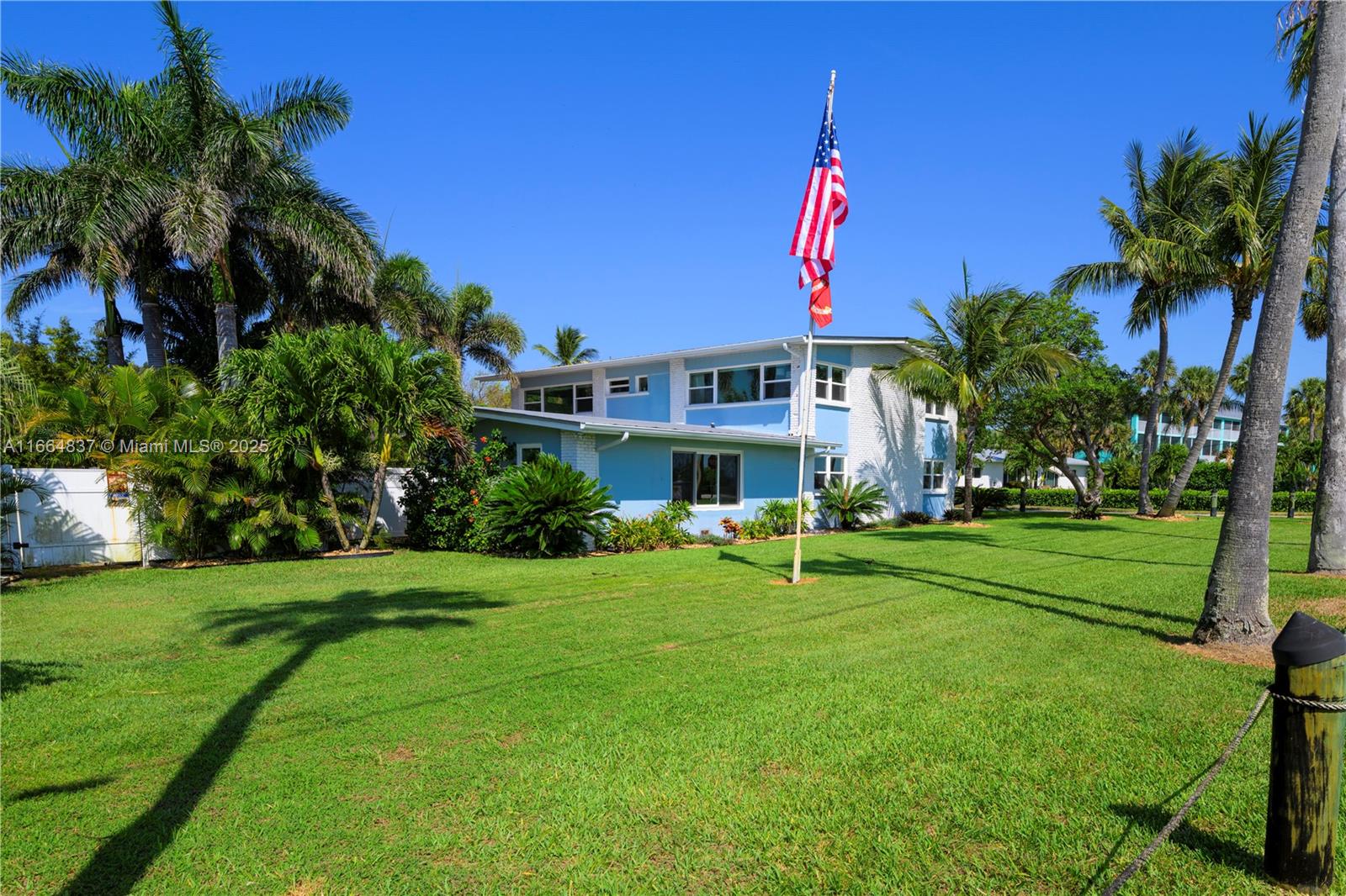 13549 S Indian River Dr, Jensen Beach, Florida image 1