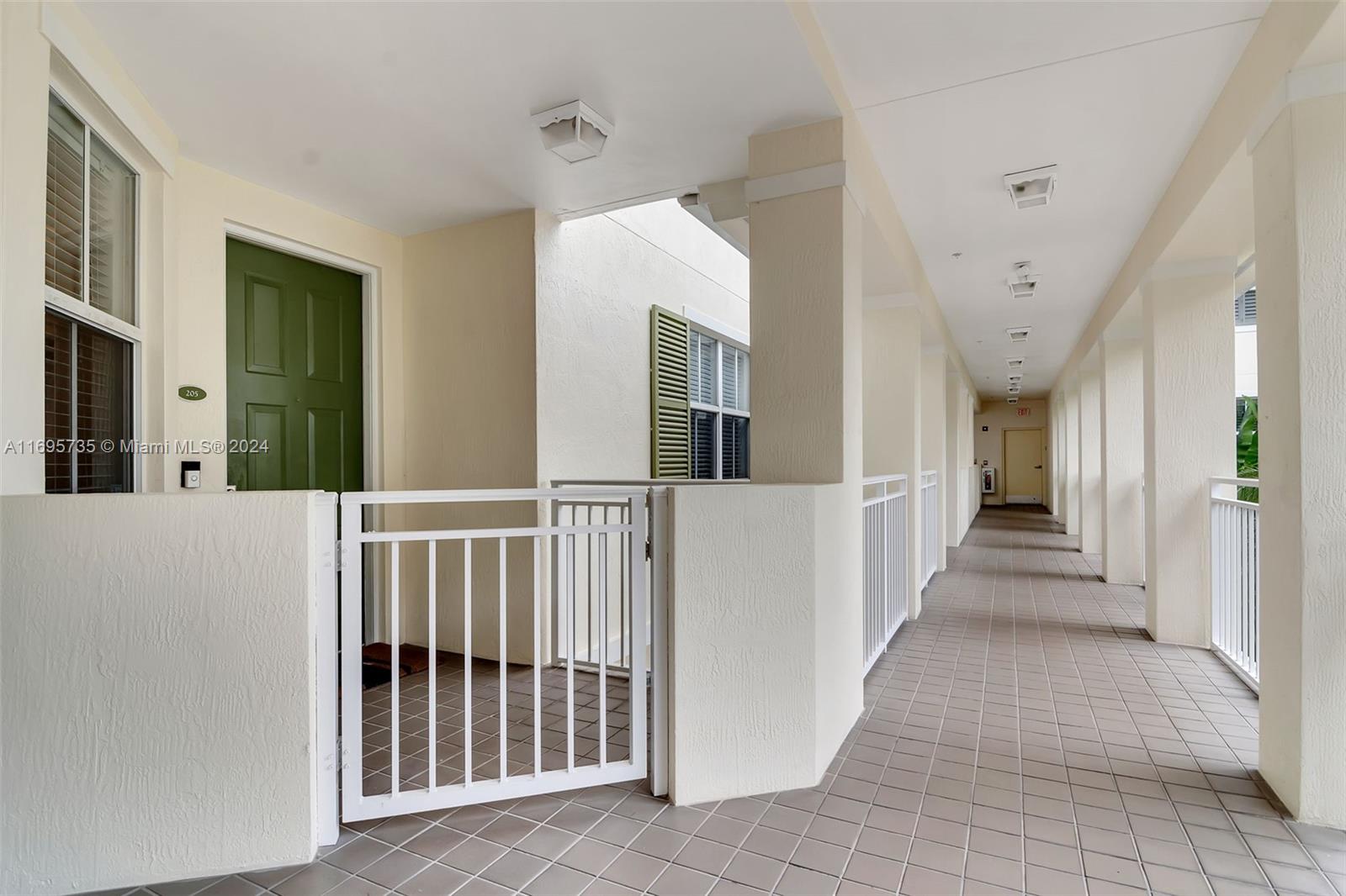 7522 SW 102nd St #205, Pinecrest, Florida image 28