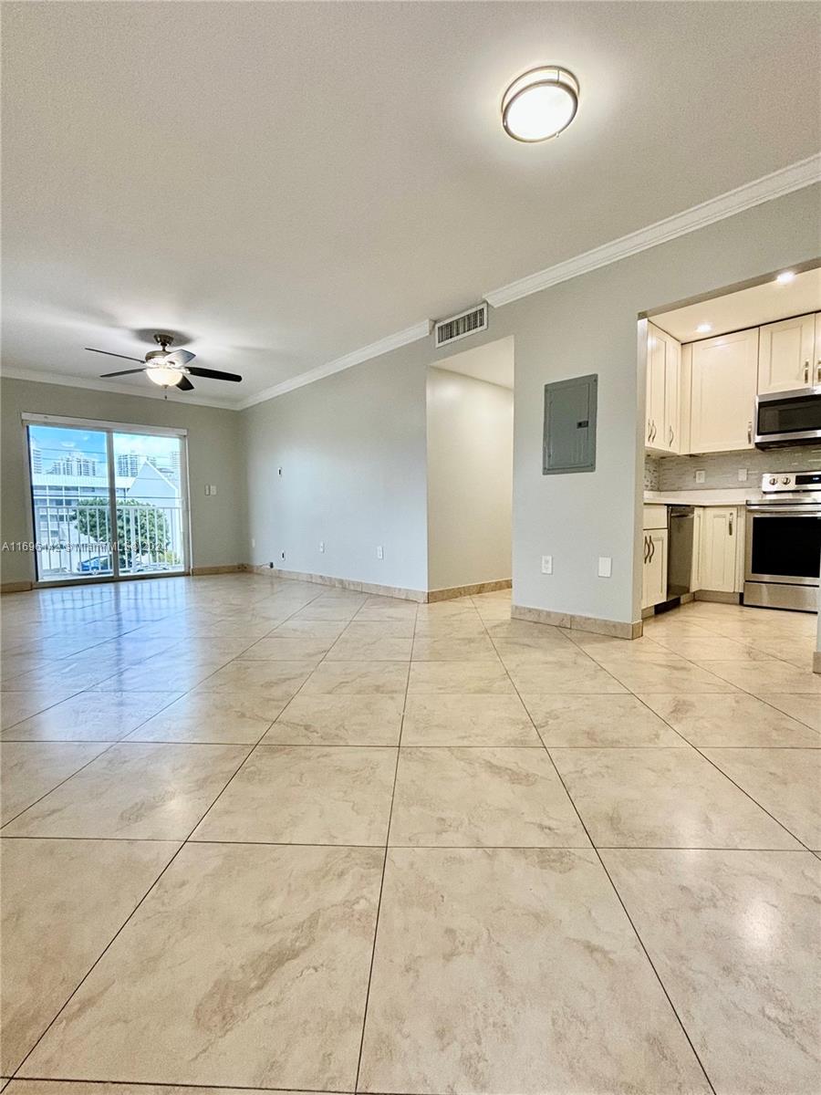 3536 NE 168th St #201, North Miami Beach, Florida image 1