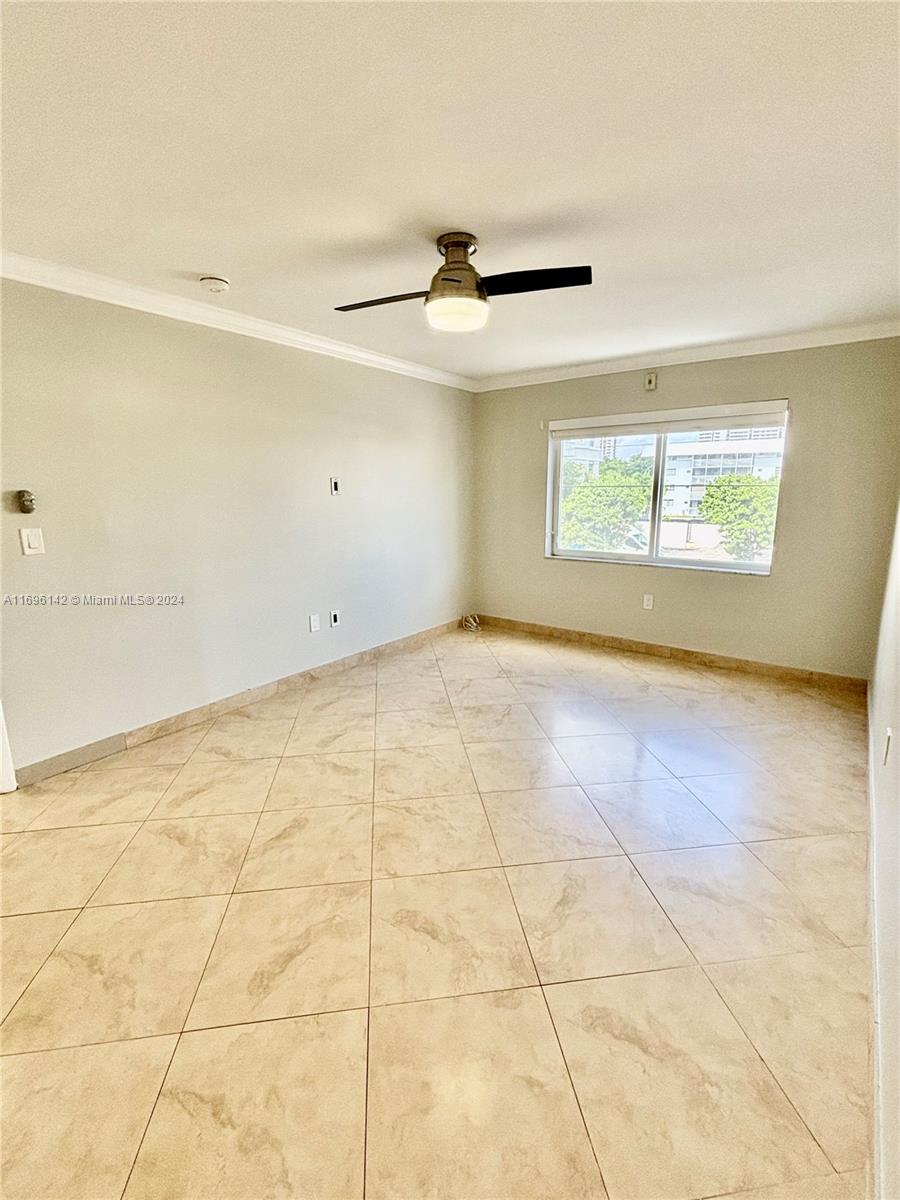 3536 NE 168th St #201, North Miami Beach, Florida image 10