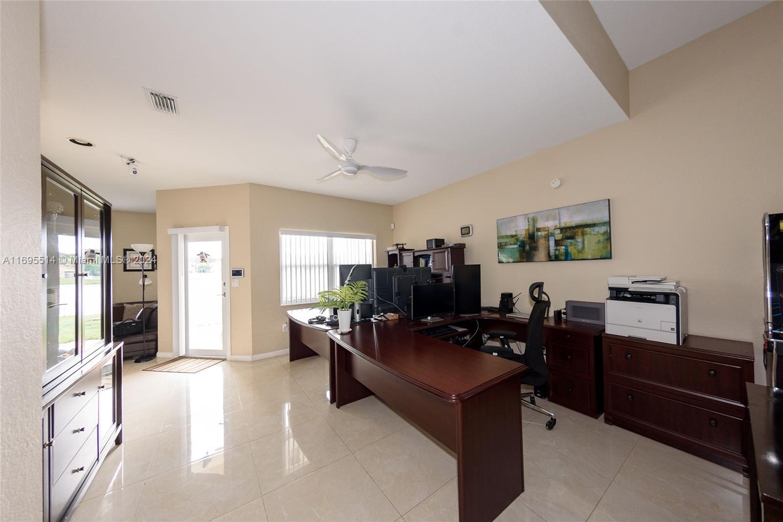 7482 NW 23rd St, Pembroke Pines, Florida image 15