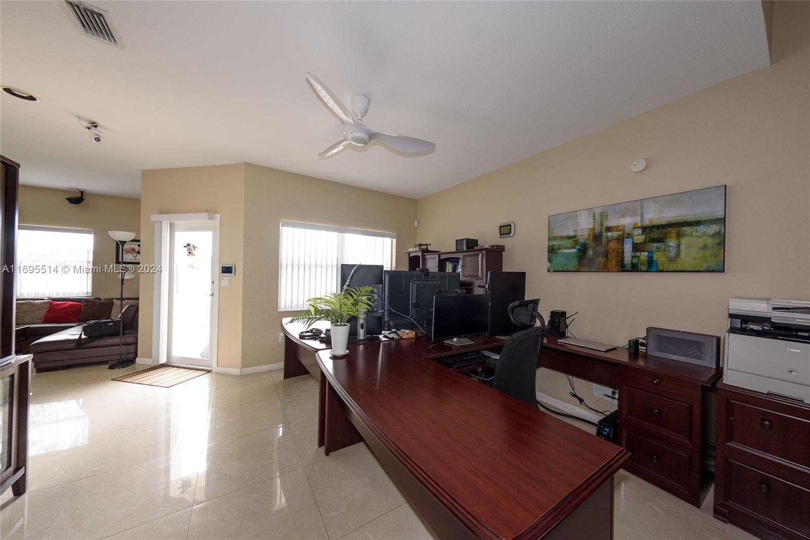 7482 NW 23rd St, Pembroke Pines, Florida image 17