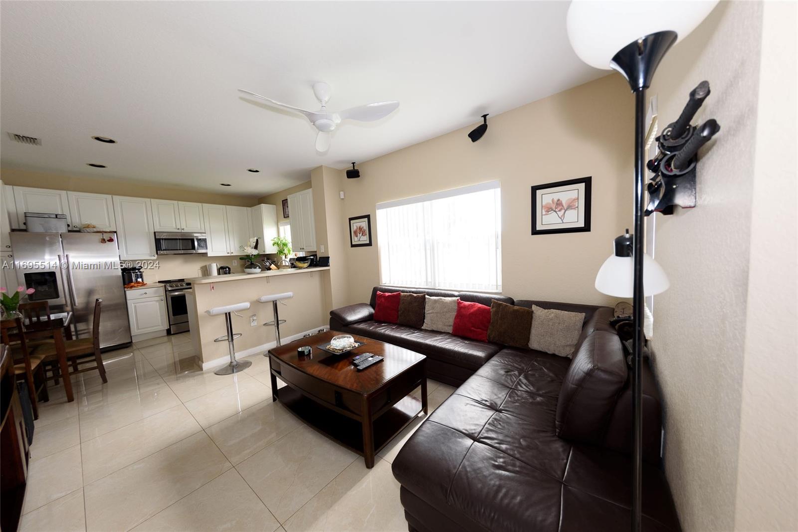 7482 NW 23rd St, Pembroke Pines, Florida image 20