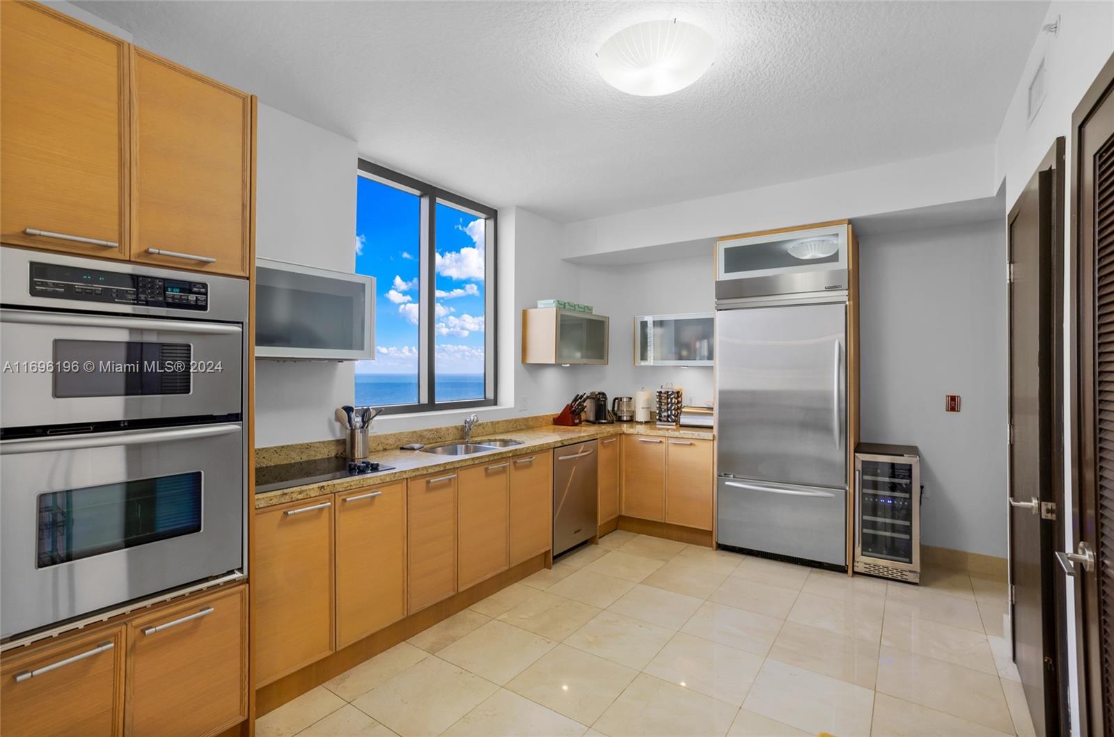 16275 Collins Ave #2202, Sunny Isles Beach, Florida image 4