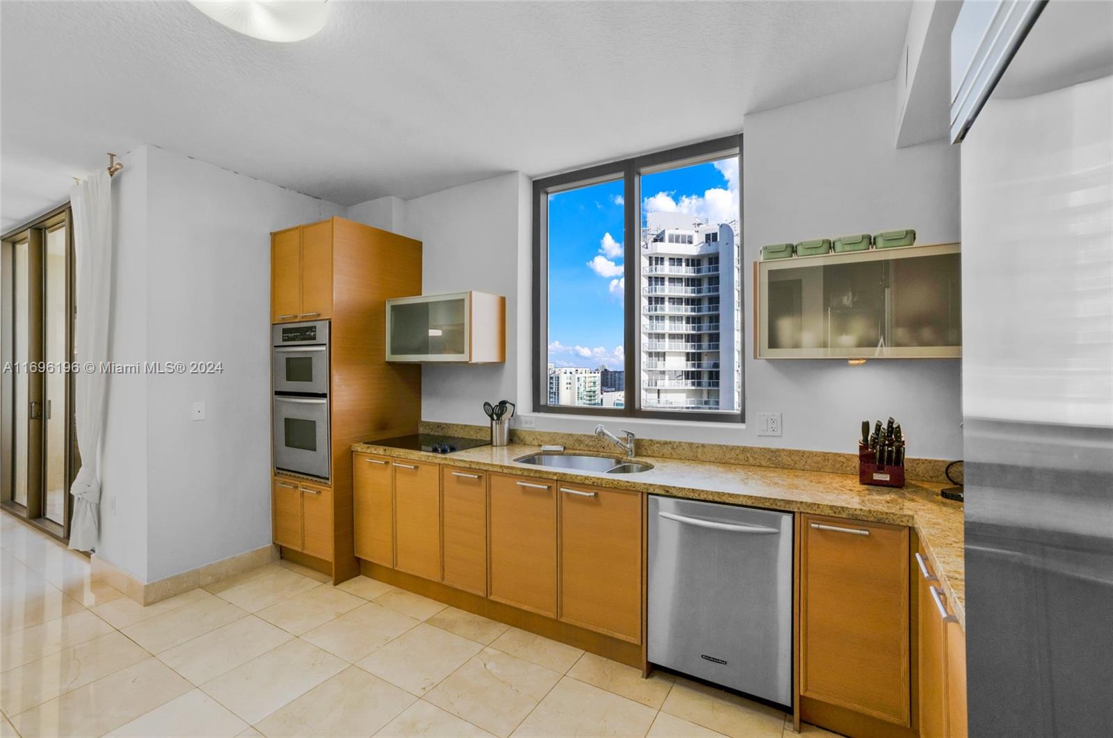 16275 Collins Ave #2202, Sunny Isles Beach, Florida image 5