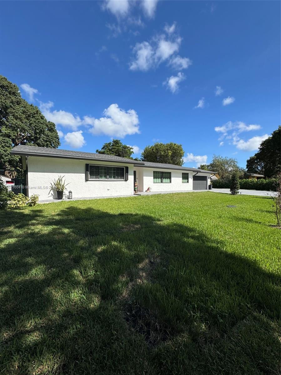 14691 SW 20th St, Davie, Florida image 3