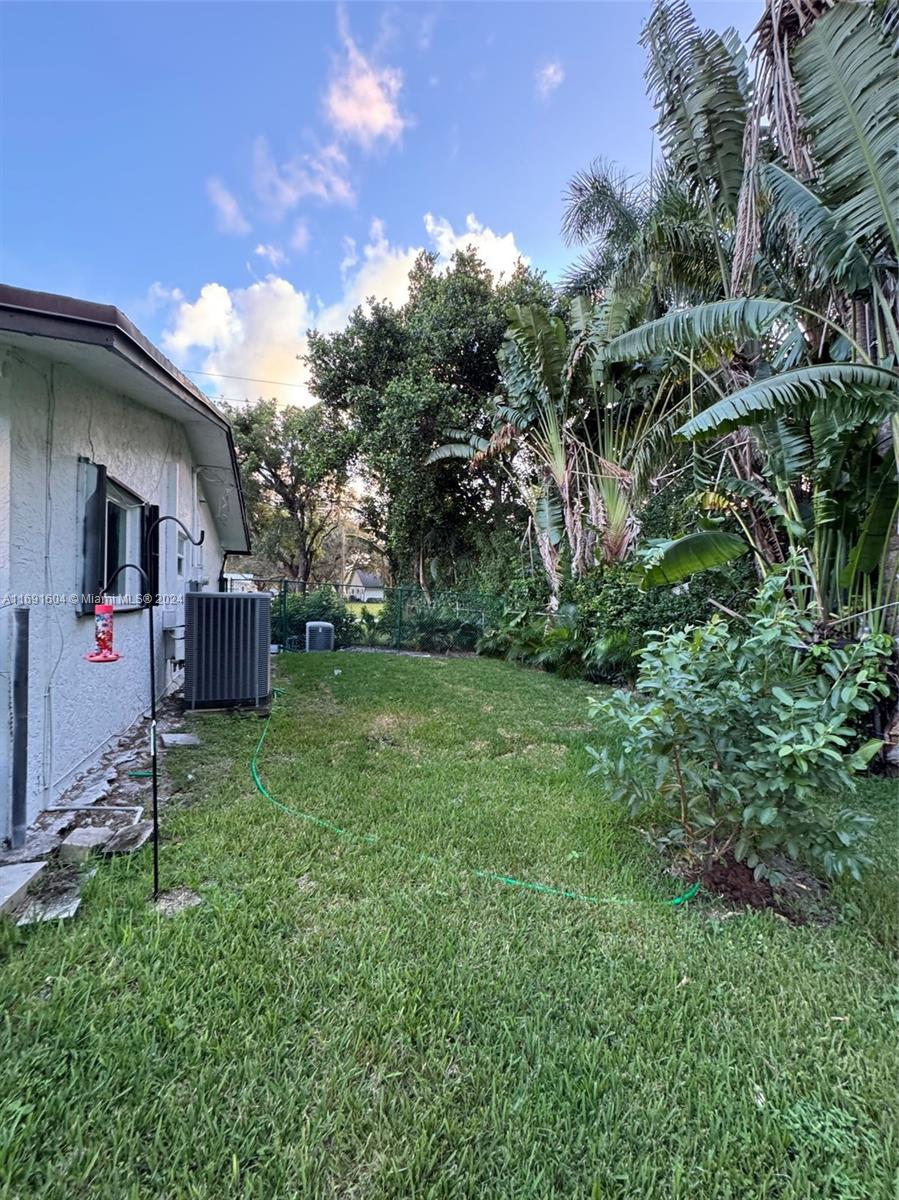 14691 SW 20th St, Davie, Florida image 40