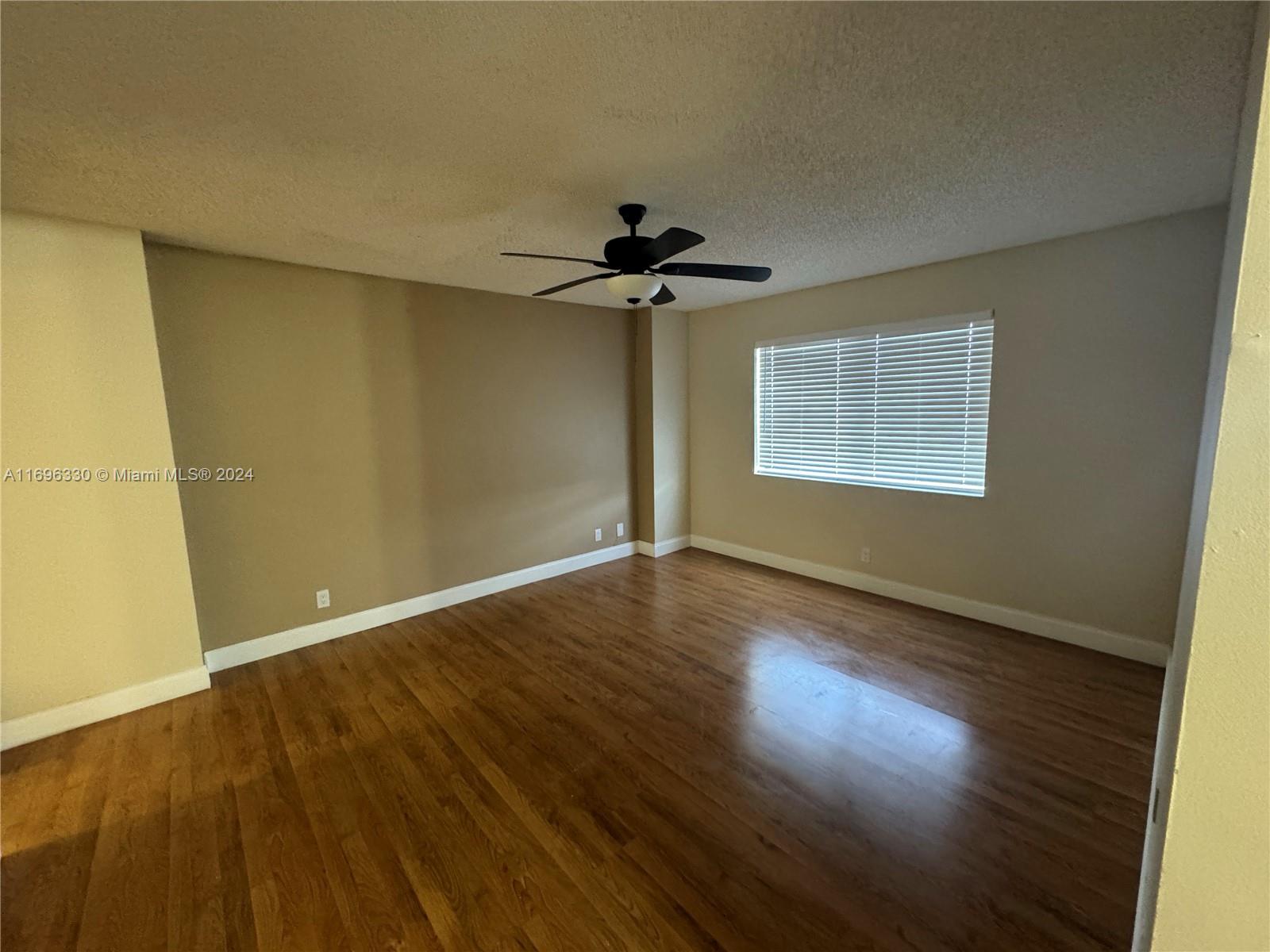 8020 Hampton Blvd #303, North Lauderdale, Florida image 11