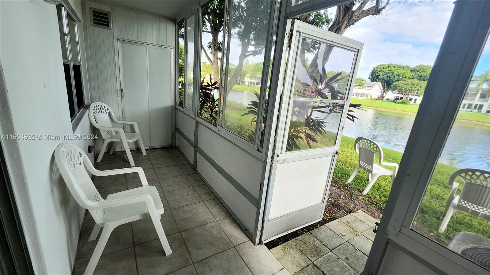 190 Ellesmere D #190, Deerfield Beach, Florida image 22