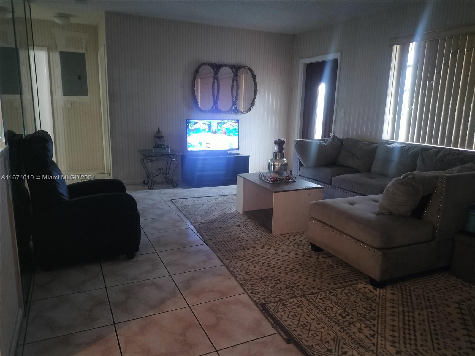 7825 Granada Blvd, Miramar, Florida image 3