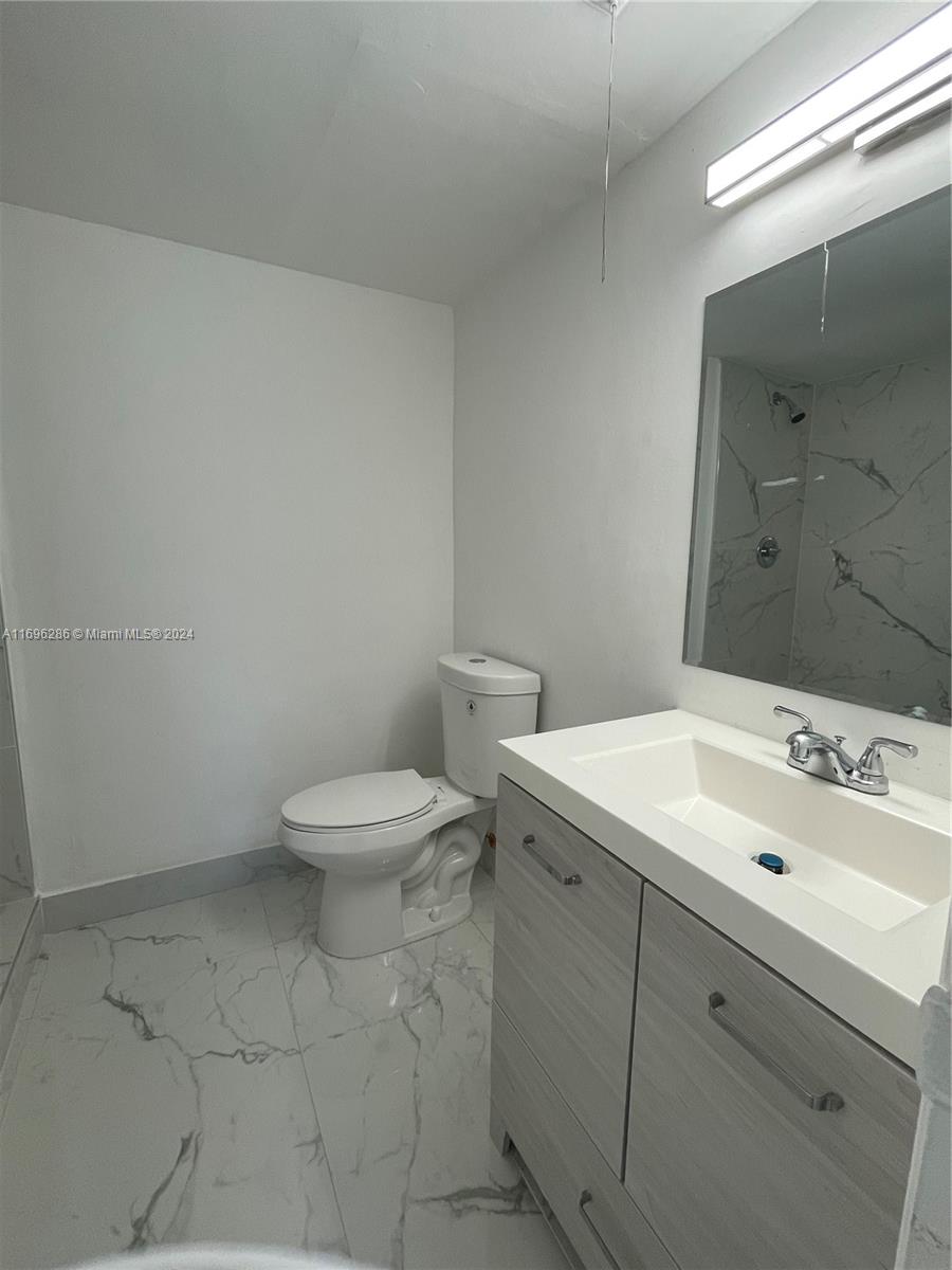 16465 NE 22nd Ave #203, North Miami Beach, Florida image 5