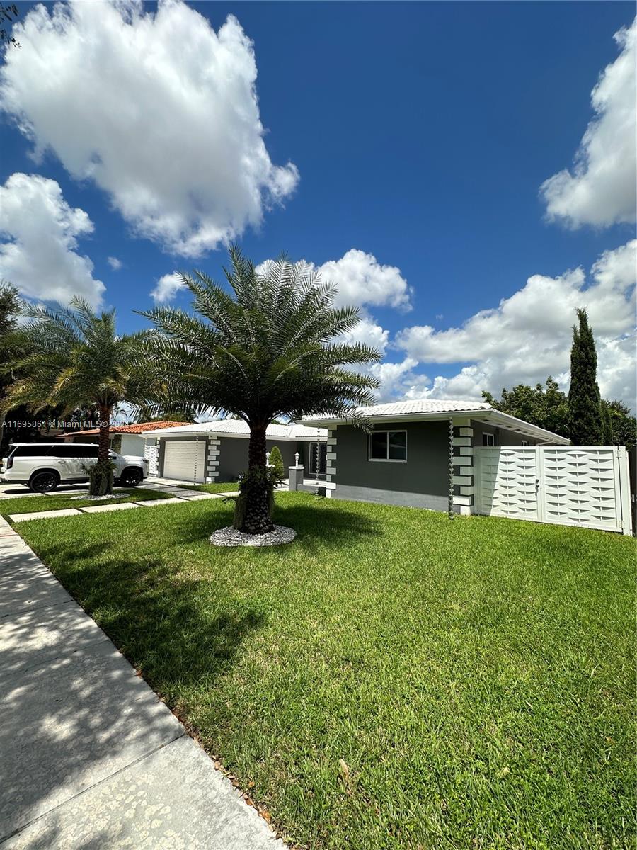 6951 S Miami Lakeway S, Miami Lakes, Florida image 2