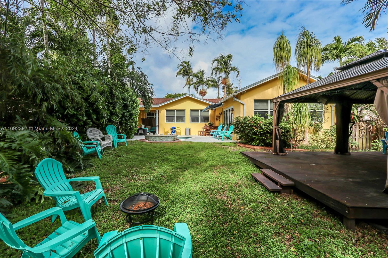 1612 Funston St, Hollywood, Florida image 18