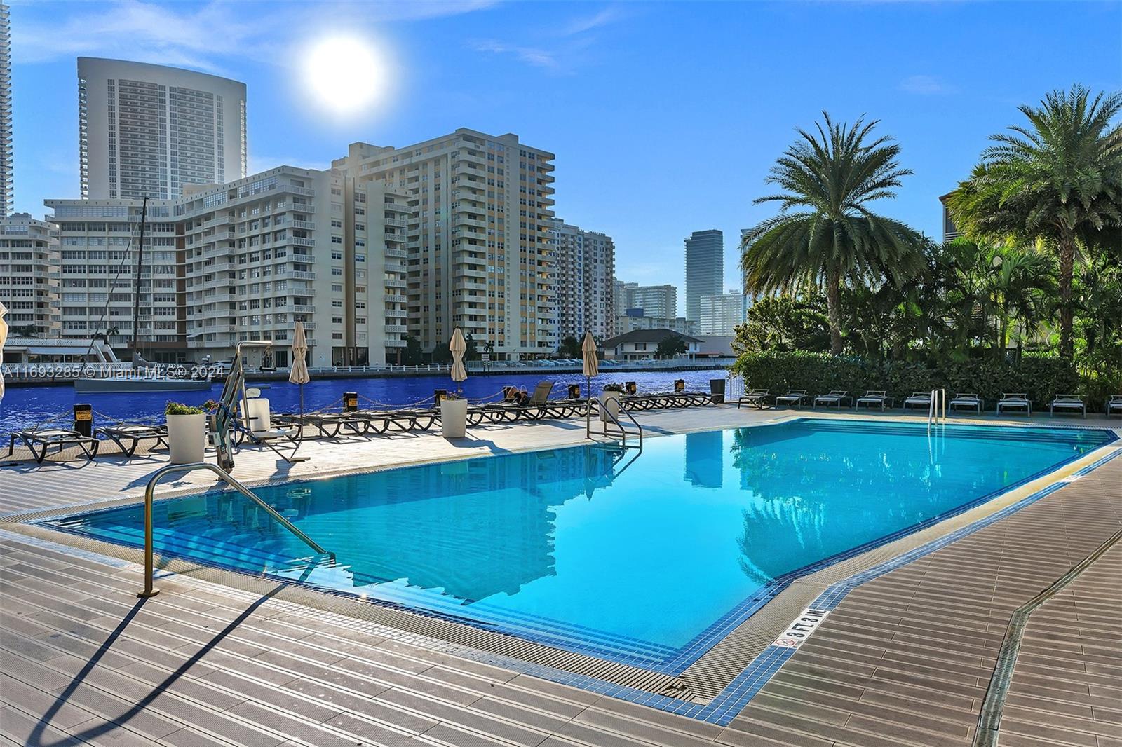 2602 E Hallandale Beach Blvd Unit #r2708, Hallandale Beach, Florida image 16