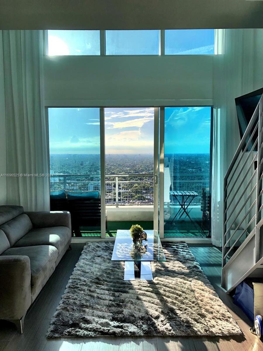 60 SW 13th St #3009, Miami FL 33130