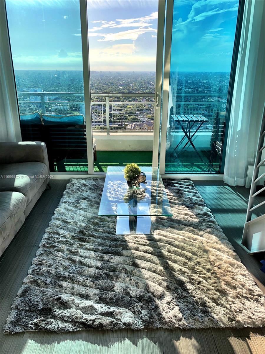 60 SW 13th St #3009, Miami FL 33130