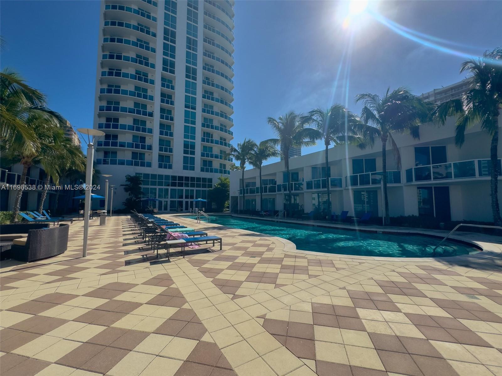 1945 S Ocean Dr #M5, Hallandale Beach, Florida image 31