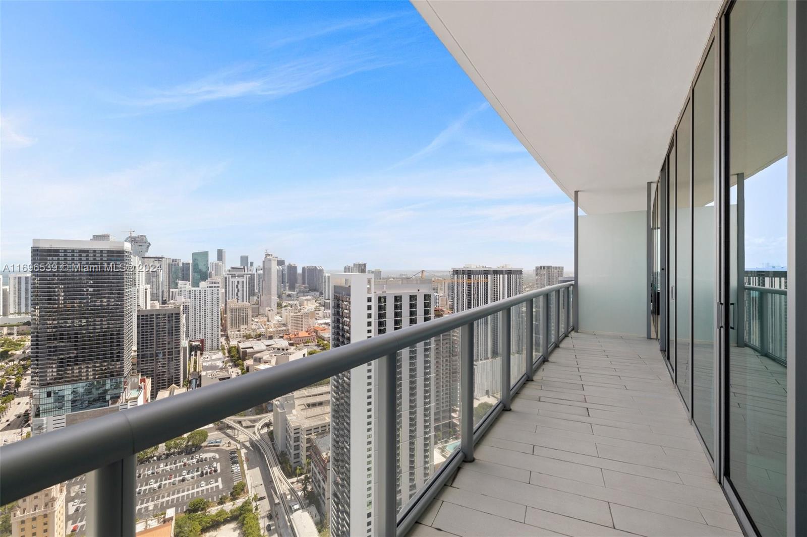 888 Biscayne Blvd #5002, Miami FL 33132