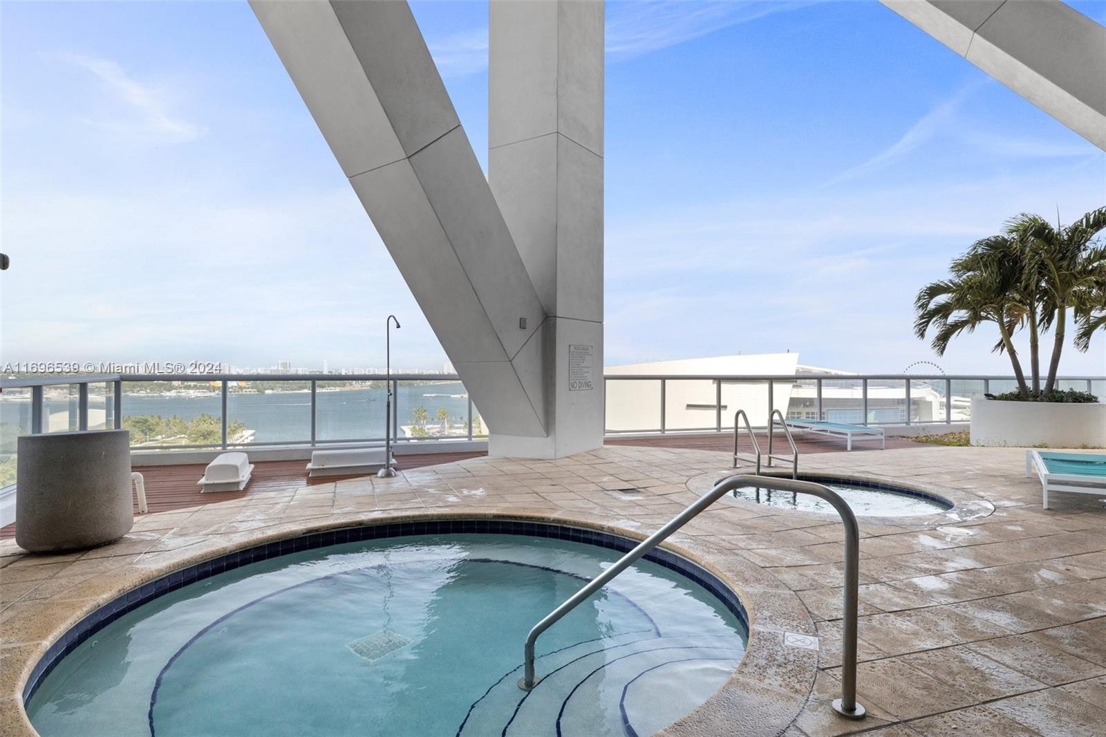 888 Biscayne Blvd #5002, Miami FL 33132