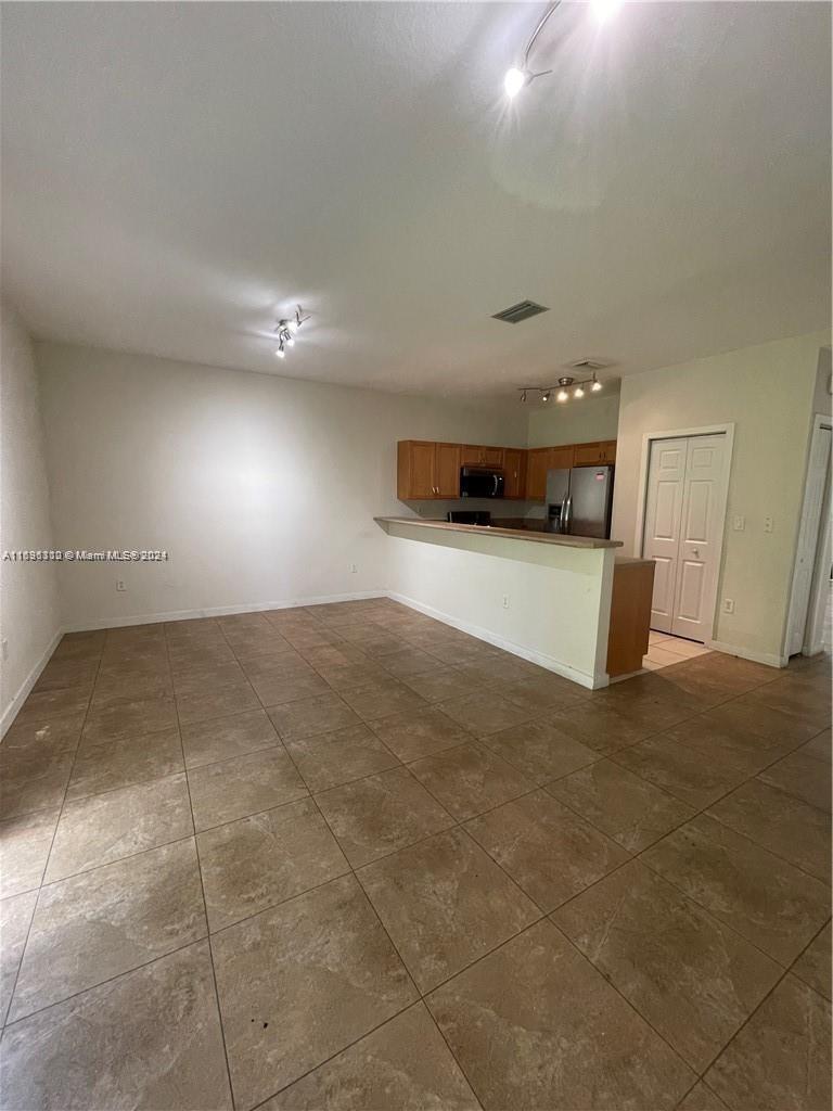 14037 SW 49th St #4, Miramar, Florida image 2