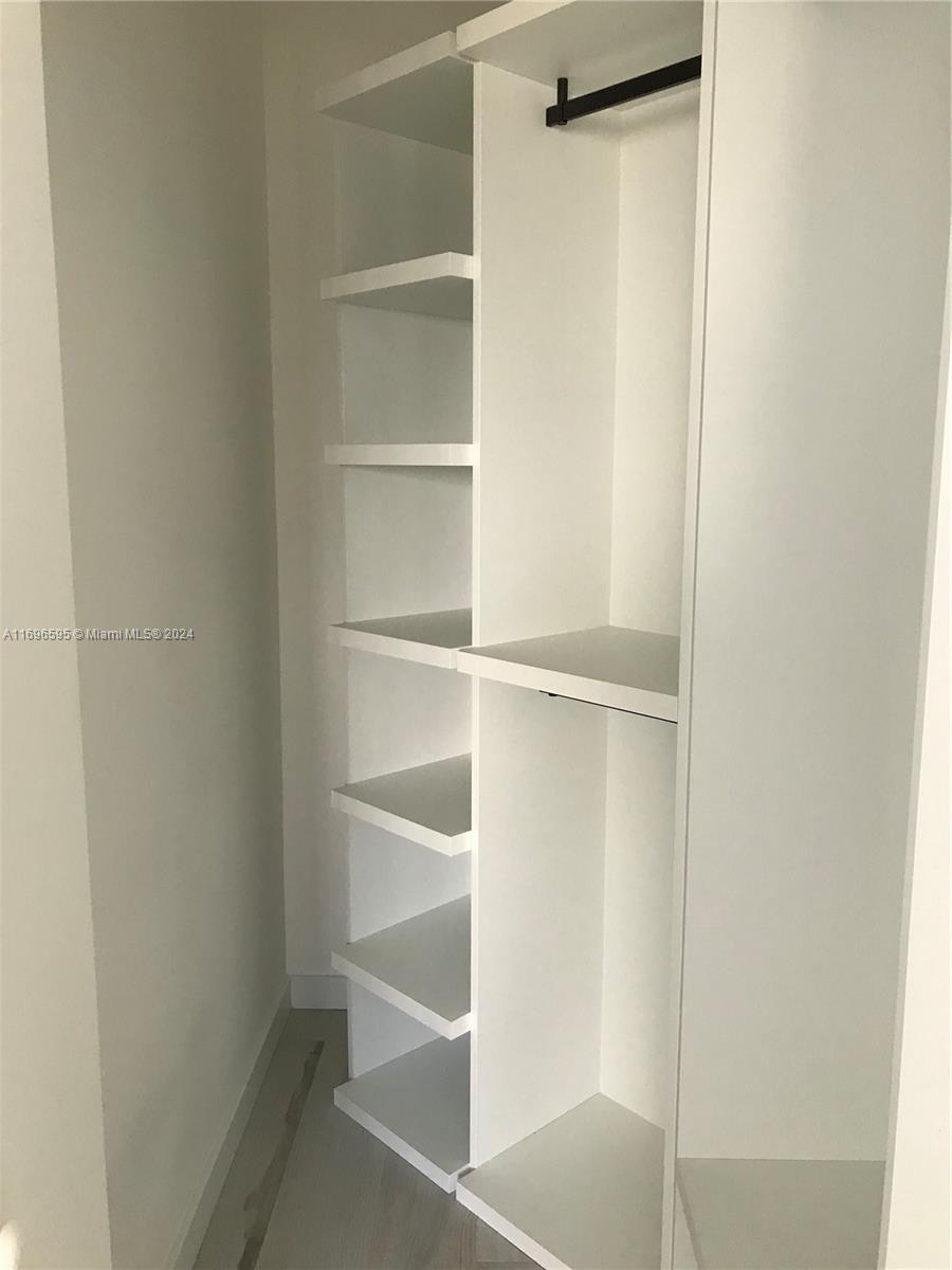 480 NE 31 St #3905, Miami FL 33137