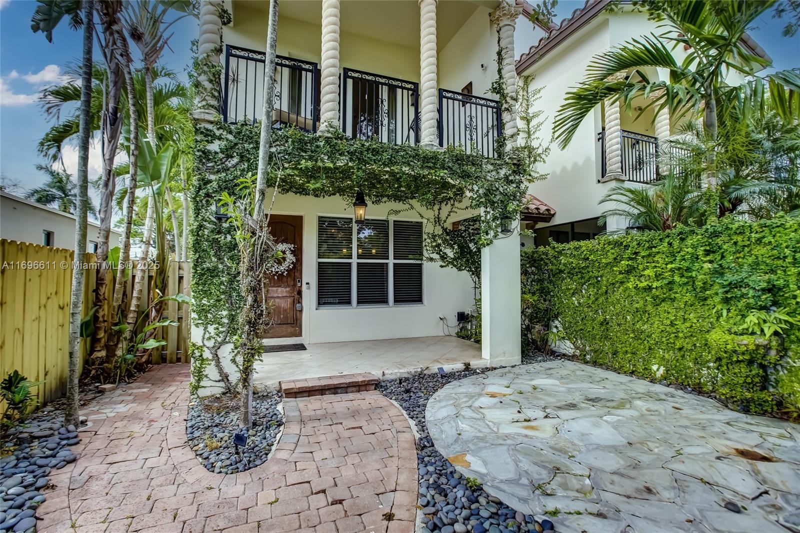 605 SW 10th St, Fort Lauderdale, Florida image 37