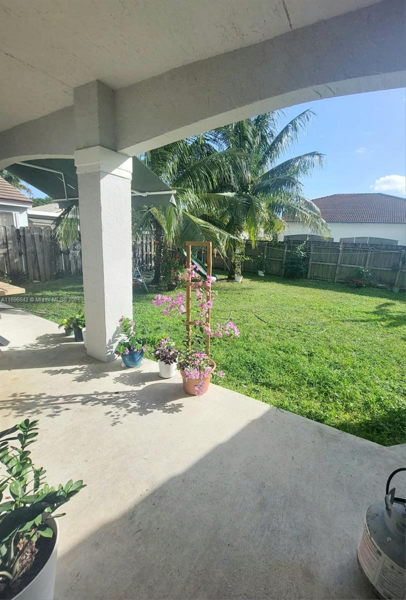 16120 SW 72nd Ter, Miami, Florida image 38